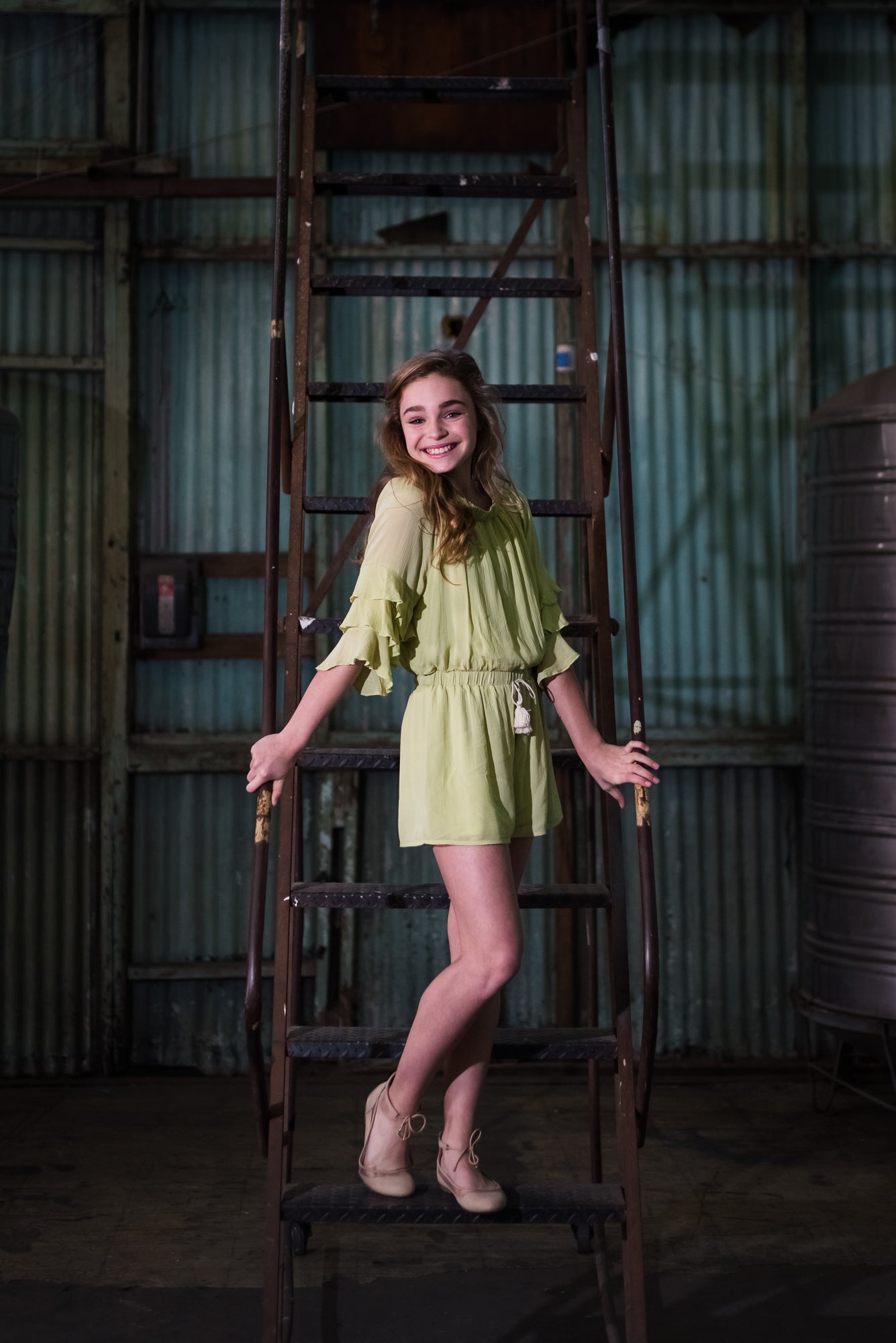 3/4 TIERED RUFFLE SLEEVE ROMPER