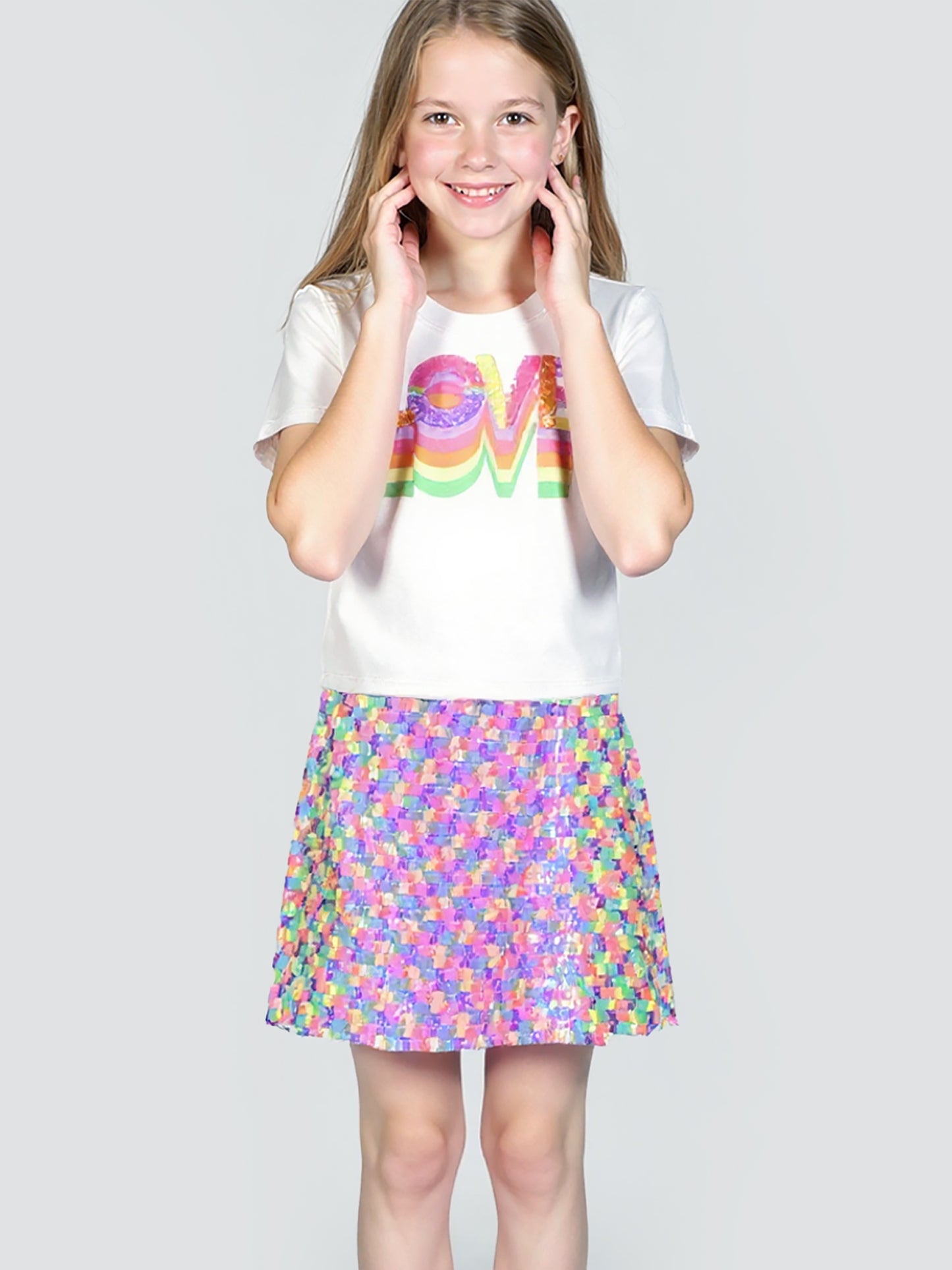 LOVE GRAPHIC SHORT SLEEVE TEE
