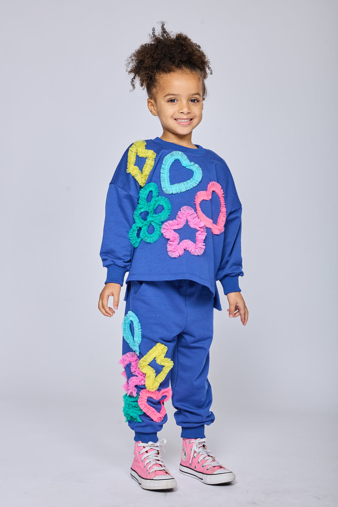 JOGGER W/ MESH HEART, STAR, FLOWER DETAIL