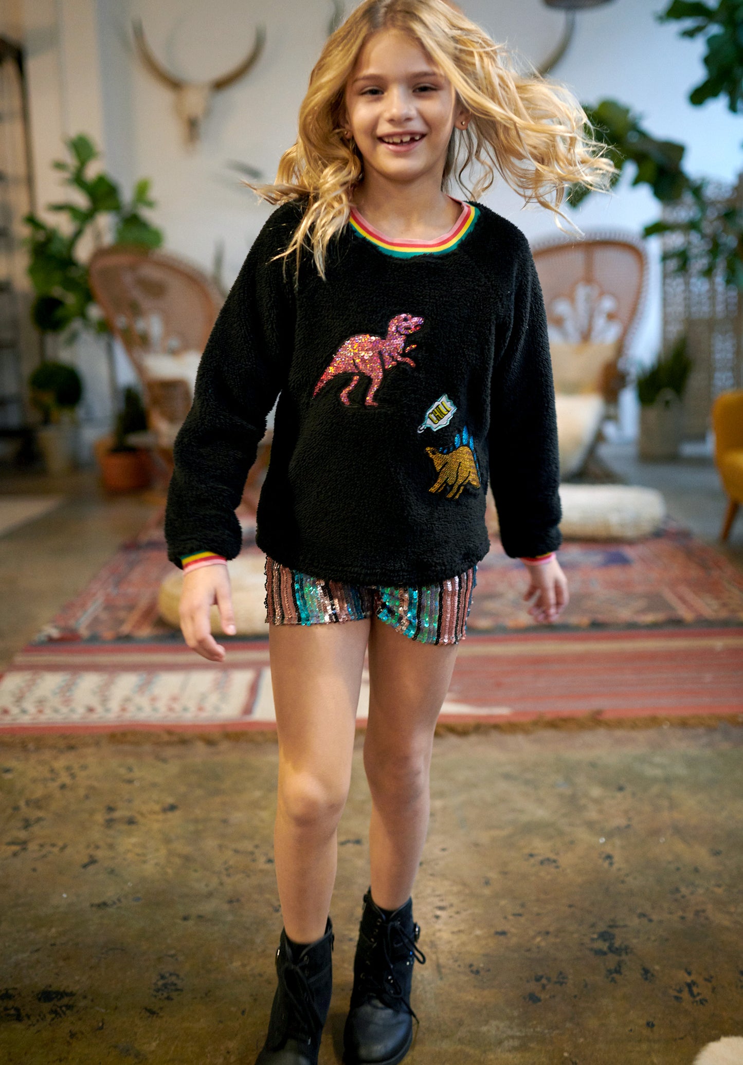 SHERPA LONG SLEEVE TOP W/ DINOSAUR PATCHES