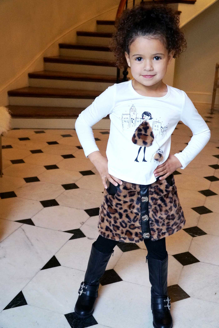 Long Sleeve Graphic Girl with leopard coat