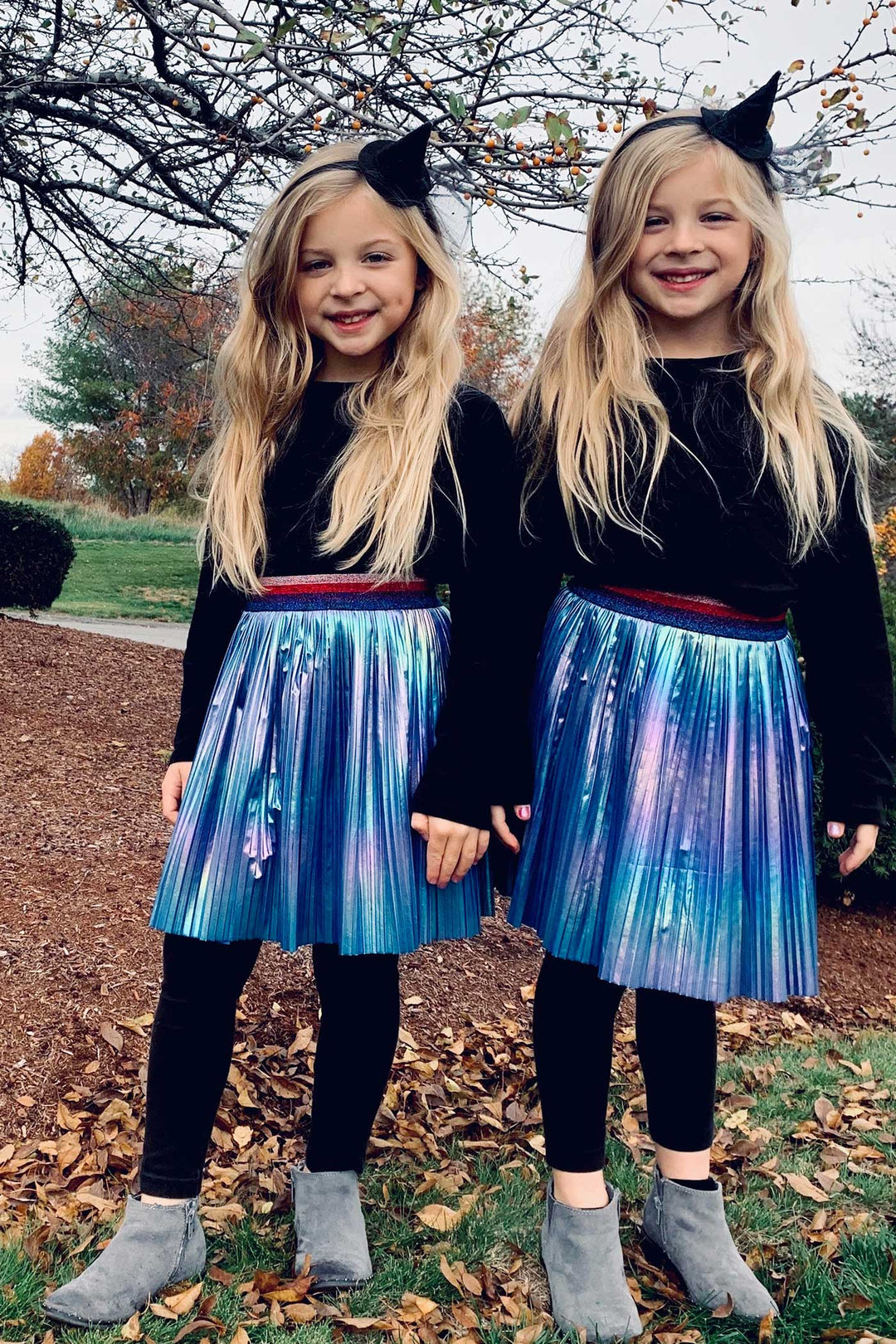 Baby Sara Little Girls Holographic Pleated Skirt