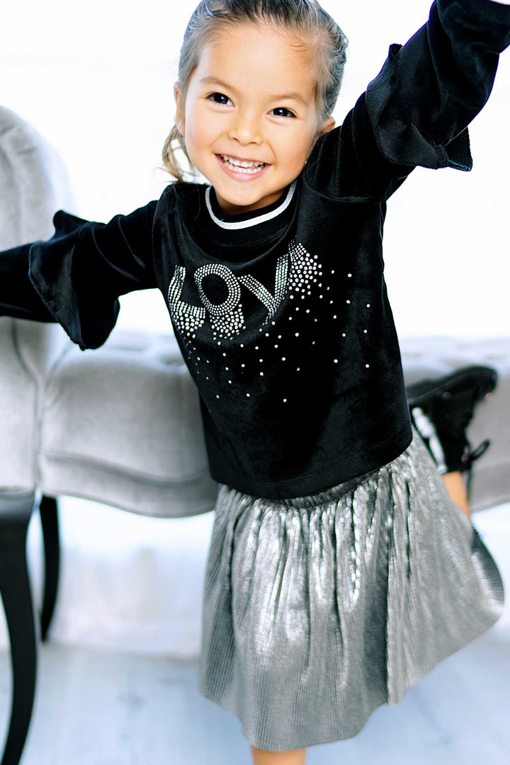 Baby sara Baby Girl's Velour Rhinestone Love Ruffle Shirt